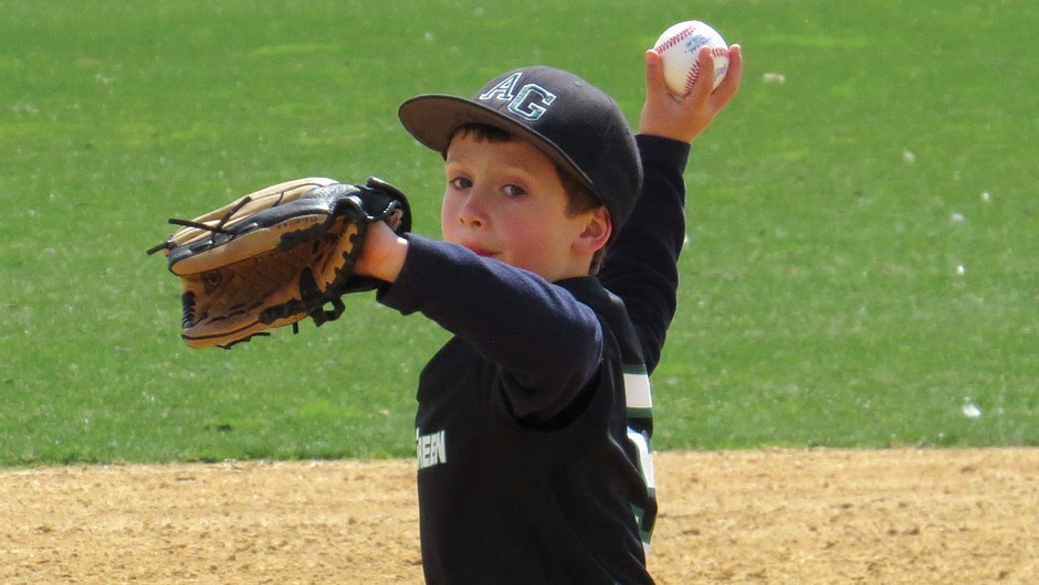 Coaches Weigh In: How to Stand Out at Baseball Tryouts